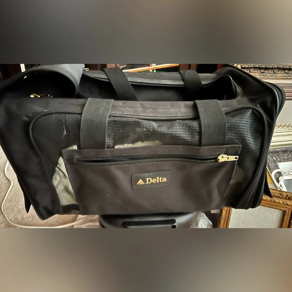 Delta pet carrier.